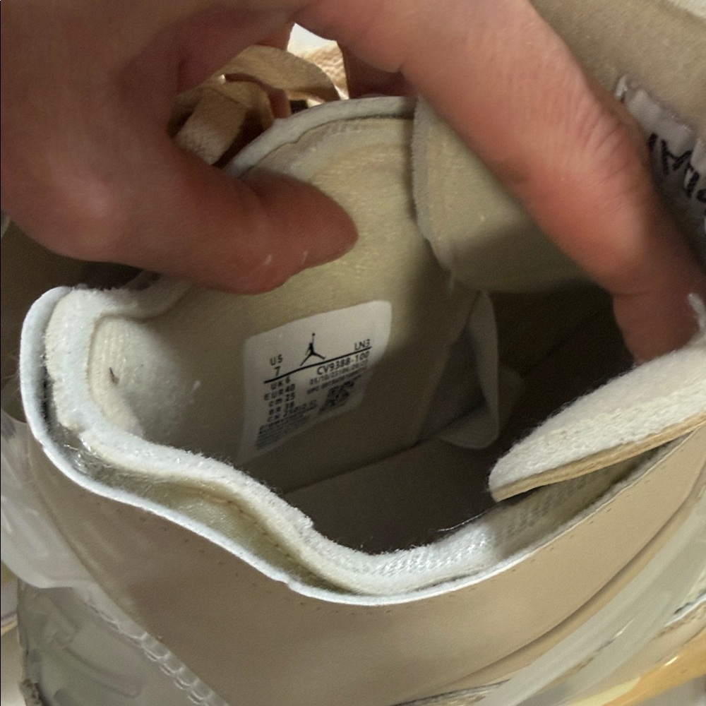 Off white 4 Jordan sail Sneakers - Picture 4 of 9